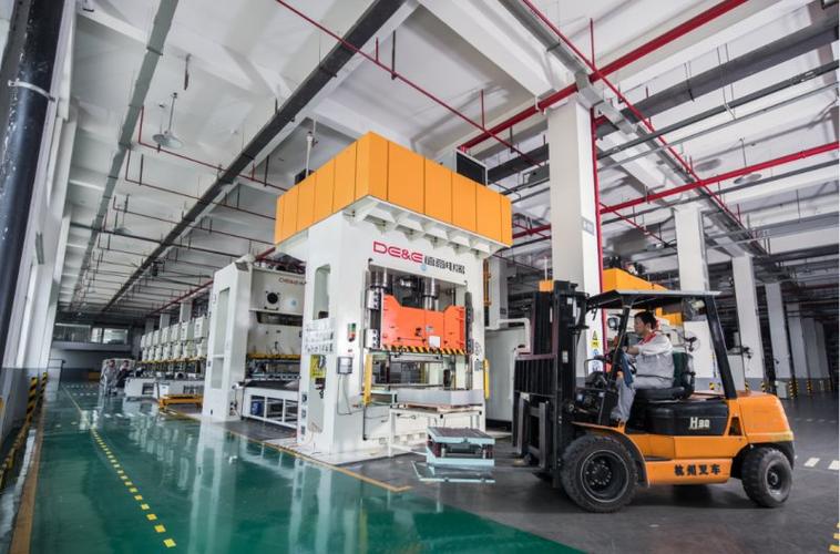 德意电器智慧工厂 正朝"中国制造2025"迈进